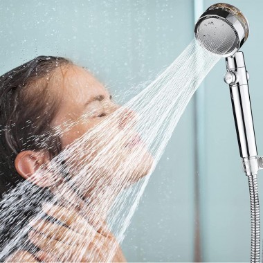 Водосберегающая воронка-насадка для душа Turbocharged shower head с функцией стоп и вращением на 360°