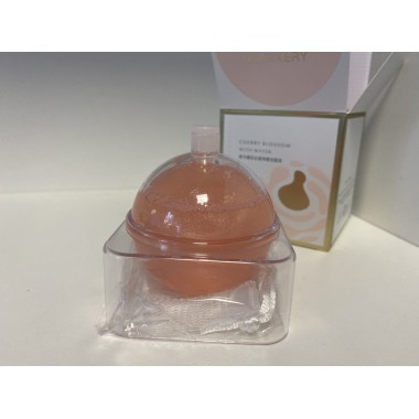 Кулька для вмивання з екстрактом вишні,яблока  Cherry Blossom With Water Cleansing Ball 100g