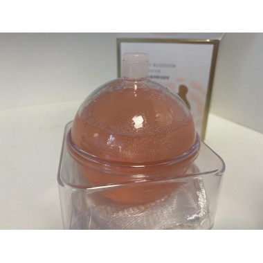 Кулька для вмивання з екстрактом вишні,яблока  Cherry Blossom With Water Cleansing Ball 100g