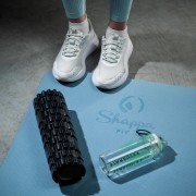 Валик для спины ShappaFit средней жесткости , 30х10 см , цвет черный, ролик массажный