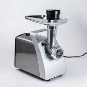 Мясорубка электрическая SOKANY SK-06001 сталь с насадками и решетками 2400 Вт