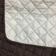 Двусторонняя накидка на диван Couch Coat коричневого цвета Чехол для мебели водонепроницаемый