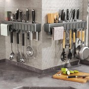 Навесная полка органайзер для хранения кухонных предметов подставка для столовых приборов настенная металличес