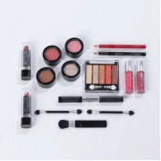 Набор декоративной косметики в алюминиевом кейсе с зеркалом Makeup set MC1488 Серебристый