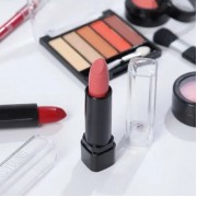 Набор декоративной косметики в алюминиевом кейсе с зеркалом Makeup set MC1488 Серебристый