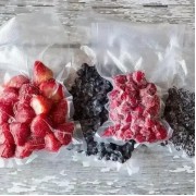 Вакуумный упаковщик для кухни чорний Вакууматор бытовой vacuum sealer Продуктовый вакуумный упаковщик для дома