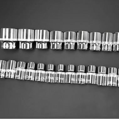 Набор инструментов на 32 предмета в кейсе для дома и авто