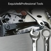 Набор инструментов на 32 предмета в кейсе для дома и авто