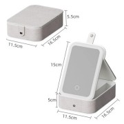 Многофункциональный косметический бокс с LED зеркалом и подсветкой Белый