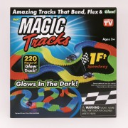 Детский гоночный трек Magic Tracks 220 деталей, светится в темноте, с машинкой с подсветкой