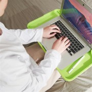 Подставка пластиковая для ноутбука на ножках с подстаканником (зеленый)