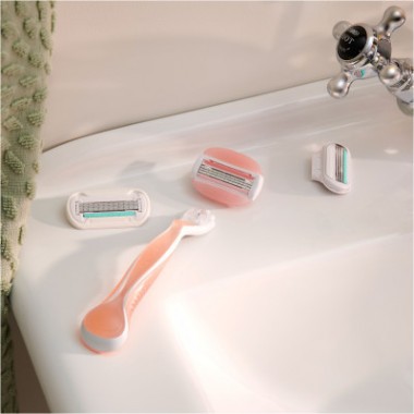 Бритва Gillette Venus Comfortglide Spa Breeze с 4 сменными картриджами (7702018469727)
