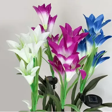 Уличный Садовый фонарь на солнечной батарее Лилия 74 см