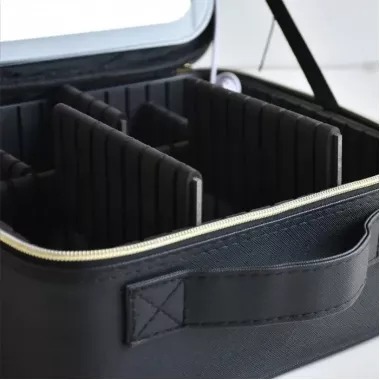 Розовая Дорожная косметичка-чемоданчик с LED зеркалом Розовая Розовая Дорожная косметичка-чемоданчик с LED зеркалом Розовая