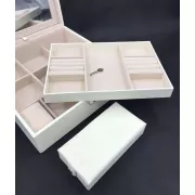 Скринька для прикрас стьобана з великим дзеркалом, що відкидається, маленька скринька всередині колір слонова кістка