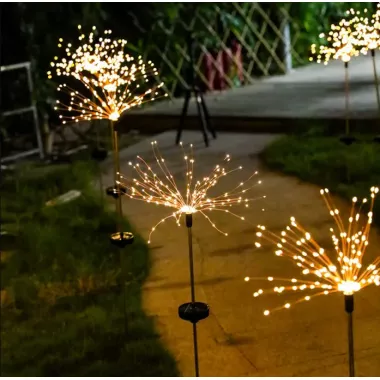 Фонарь садовый Фейерверк газонный на солнечной батарее, 90 led, 8 режимов (2 шт в комплекте) Фонарь садовый Фейерверк газонный на солнечной батарее, 90 led, 8 режимов (2 шт в комплекте)