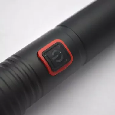 Фонарь BL-P02-P50, 1x18650, ЗУ Type-C, zoom, Box Фонарь BL-P02-P50, 1x18650, ЗУ Type-C, zoom, Box