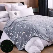 Детский плед-покрывало светящийся в темноте Magic Blanket