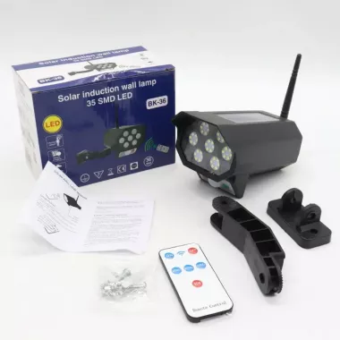 Уличный фонарь / Муляж камеры видеонаблюдения с датчиком движения и солнечной панелью BK-36