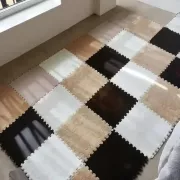 Килимок-пазл з плюшевим покриттям 10 пазлів 30х30х1.5 см біло-сірий