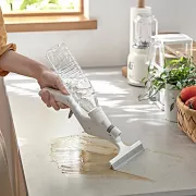 Щетка для уборки всех поверхностей 4в1 Water Spray Cleaning Kits эффективно и тщательно удаляет загрязнение, не оставляя царапин и не повреждая поверхности