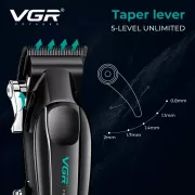 Аккумуляторная машинка для стрижки VGR V-662 GREEN, 7000 RPM, 6 насадок, LED дисплей