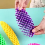 Антистресс трансформер Непоседа Fidget Worm растягивается