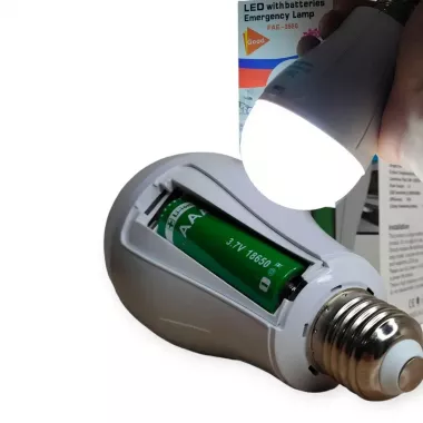 Аварийная светодиодная лампа 20W с аккумулятором на патрон лампочка Led аккумуляторная под цоколь