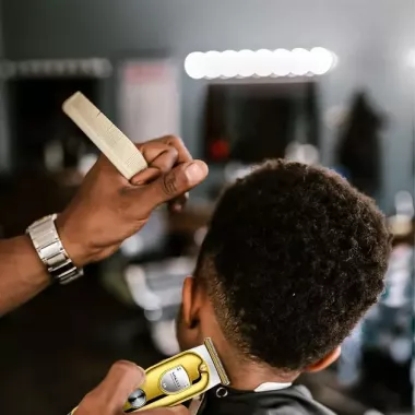 Беспроводная машинка для стрижки волос Sokany SK-LF-16003 4 насадки золотистый