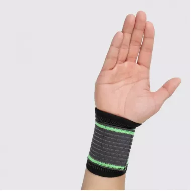 Эластичный фиксатор запястья (напульсник) бандаж запястья регулируемый Эластичный фиксатор запястья (напульсник) бандаж запястья регулируемый
