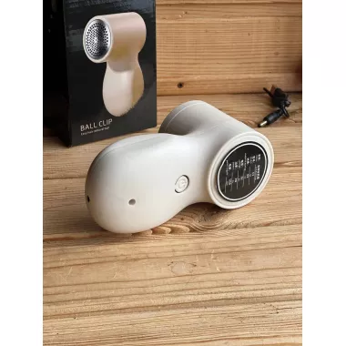 Электрическая машинка от катышек с дисплеем XL-1154 Электрическая машинка от катышек с дисплеем XL-1154