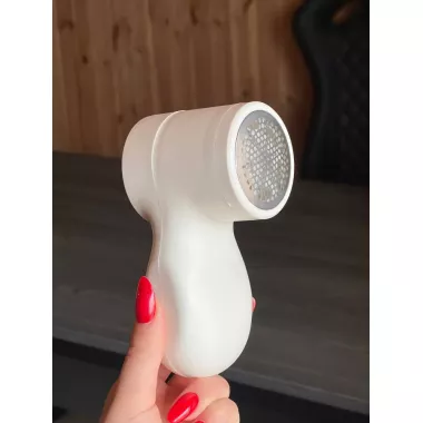 Электрическая машинка от катышек с дисплеем XL-1154 Электрическая машинка от катышек с дисплеем XL-1154