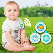 Клипса от комаров Bikit Guard c натуральными экстрактами с полиэтиленовой капсулой.