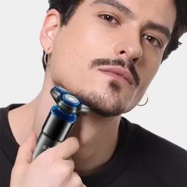 Мужская электробритва VGR V-325 от USB