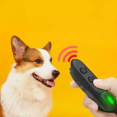 Отпугиватель собак Ultrasonic STM-00501 мощный ультразвуковой 3 в 1 с индикатором зарядки и аккумулятором от USB Отпугиватель собак Ultrasonic STM-00501 мощный ультразвуковой 3 в 1 с индикатором зарядки и аккумулятором от USB