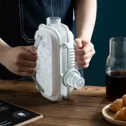 Портативная силиконовая форма для льда бутылка 2 в 1 ICE CUBE TRAY складная на 17 шариков