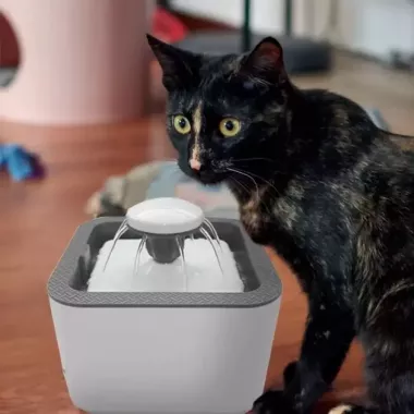 Поилка для животных Pet Water FOUNTAIN Автоматическая поилка - фонтан