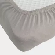 світло сіре Простирадло махрове на резинці з наволочками Anisa (220х240+30 см)