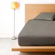 світло сіре Простирадло махрове на резинці з наволочками Anisa (220х240+30 см)