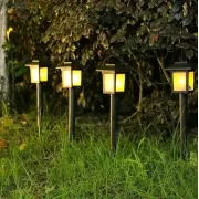 Садовый фонарь на солнечной батарее Квадрат LED 26 см 6 WW Белый теплый