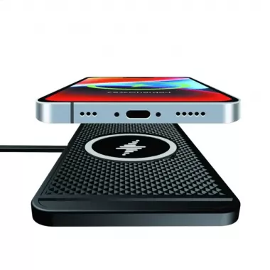 Силиконовый коврик в авто с быстрой беспроводной зарядкой Car Wireless Pad C1 15W