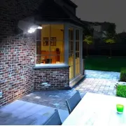 Вуличний ліхтар на сонячній батареї у вигляді камери CL877A 180W муляж камери з пультом та датчиком руху GS-0877