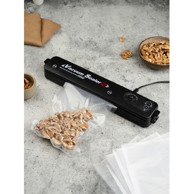 Вакууматор Vacuum Sealer вакуумний пакувальник для їжі, побутовий вакууматор чорний Вакууматор Vacuum Sealer вакуумний пакувальник для їжі, побутовий вакууматор чорний