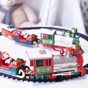 Игровой рождественский поезд от батареек, Christmas Classic / Набор праздничный экспресс