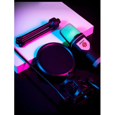 Игровой микрофон для ПК и приставки с RGB подстветкой / Микрофон конденсаторный с поп-фильтром на подставке для блоггеров Игровой микрофон для ПК и приставки с RGB подстветкой / Микрофон конденсаторный с поп-фильтром на подставке для блоггеров