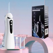 Портативный ирригатор А16 3 режима, 4 насадки / Беспроводной аккумуляторный очиститель зубов 200 мл отUSB