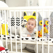 Підвіска-бортик для ліжечка