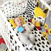 Підвіска-бортик для ліжечка