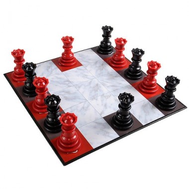 Игра-головоломка игрок (Шахматные королевы) ThinkFun 3450