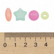 Декоративні намистинки для творчості Флуоресцентні Dom Busin УТ100031615 в упаковці 130 шт